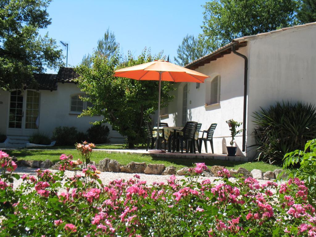 Residence Miro, Gites Avec Piscine Chauffee Et Tennis Les Arcs-sur-Argens Екстериор снимка
