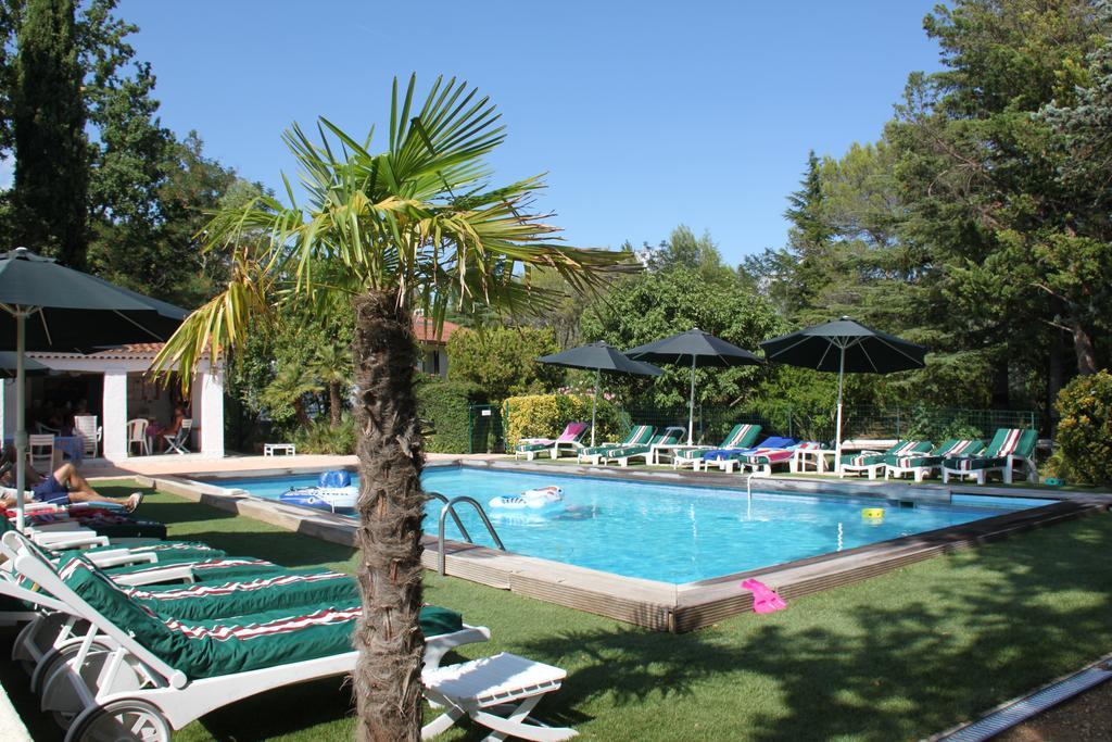 Residence Miro, Gites Avec Piscine Chauffee Et Tennis Les Arcs-sur-Argens Екстериор снимка