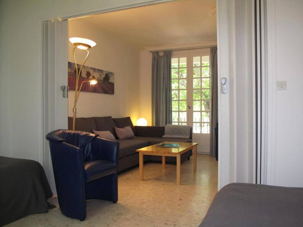 Residence Miro, Gites Avec Piscine Chauffee Et Tennis Les Arcs-sur-Argens Екстериор снимка